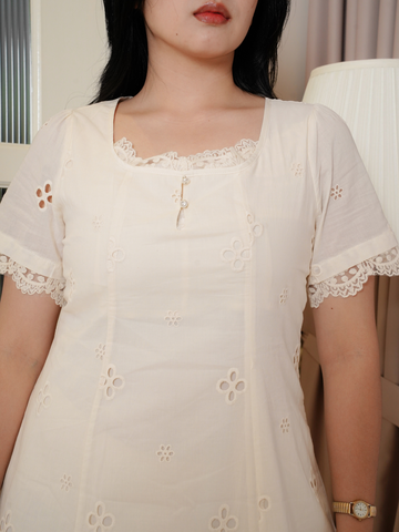 ZOSIA Beige Lace Eyelet Beige Short Dress