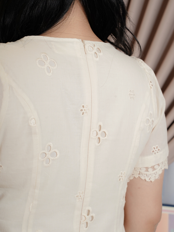 ZOSIA Beige Lace Eyelet Beige Short Dress