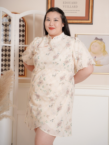 KIARA Gold Embroidery Pearl Oriental Neckline Qipao Cheongsam