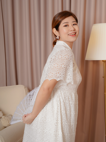 YUNA White Eyelet Lacey Cheongsam Qipao